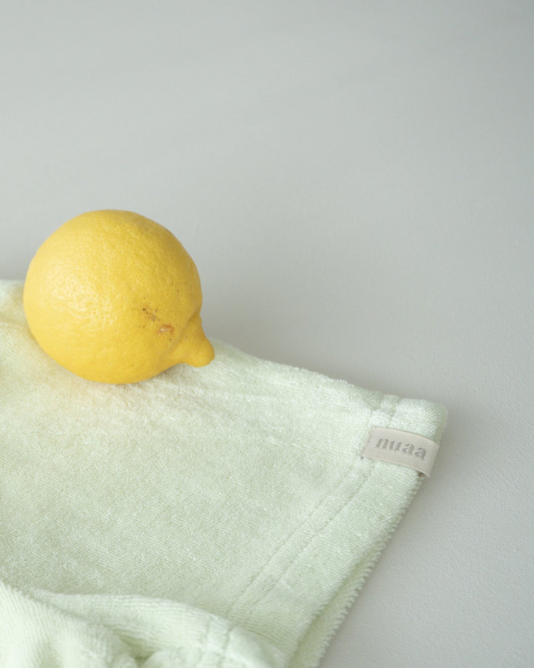 Relaxed frottee shorts Lime Cream