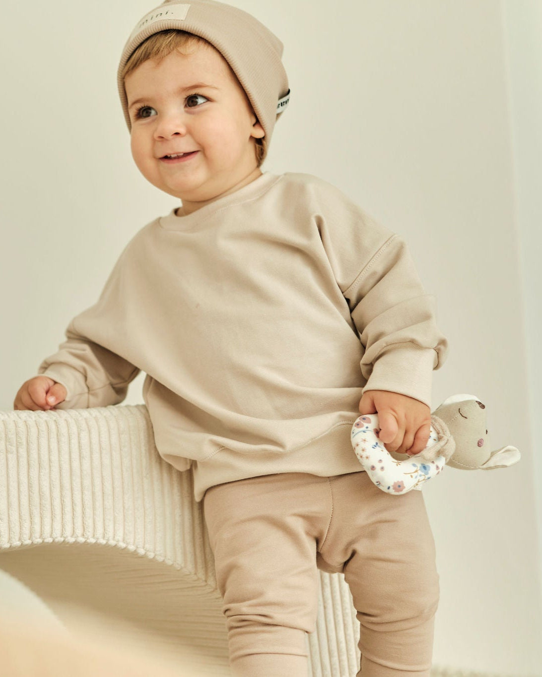 Basic Oversized Sweater Sand