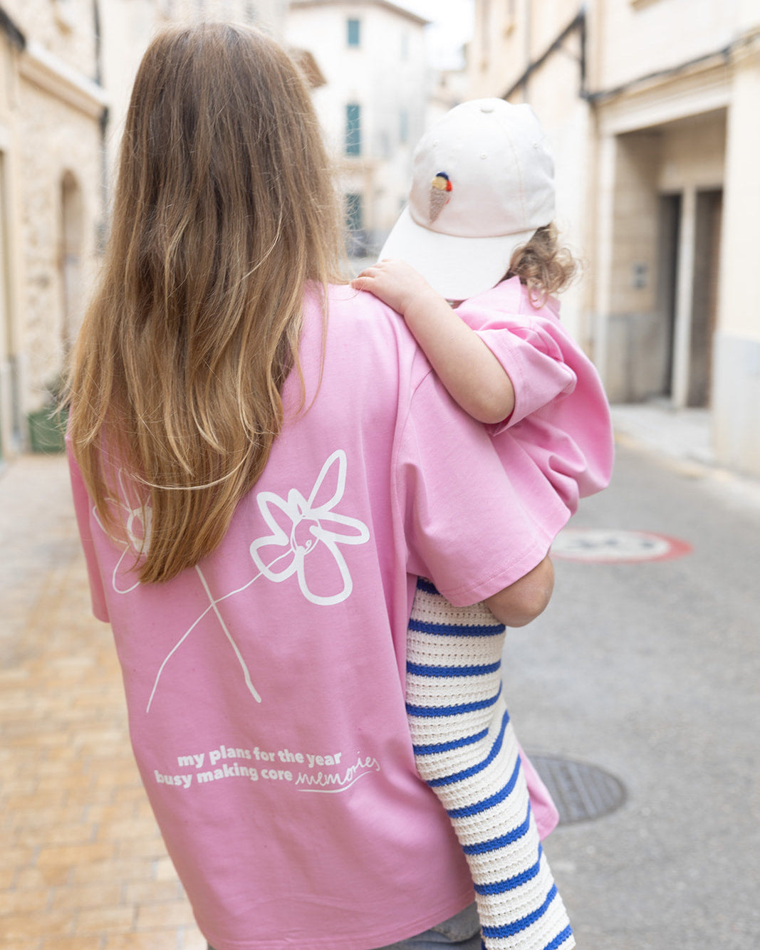 Pre-Loved: Mom Core Memories T-Shirt Pink