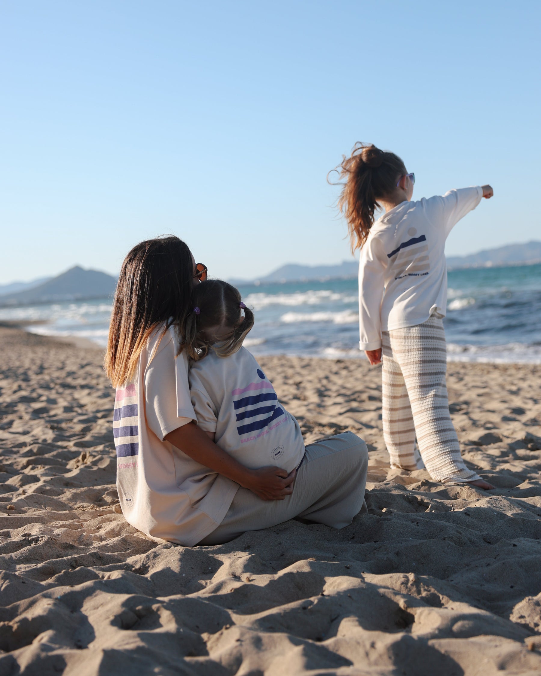 Beach More Longsleeve Soft White