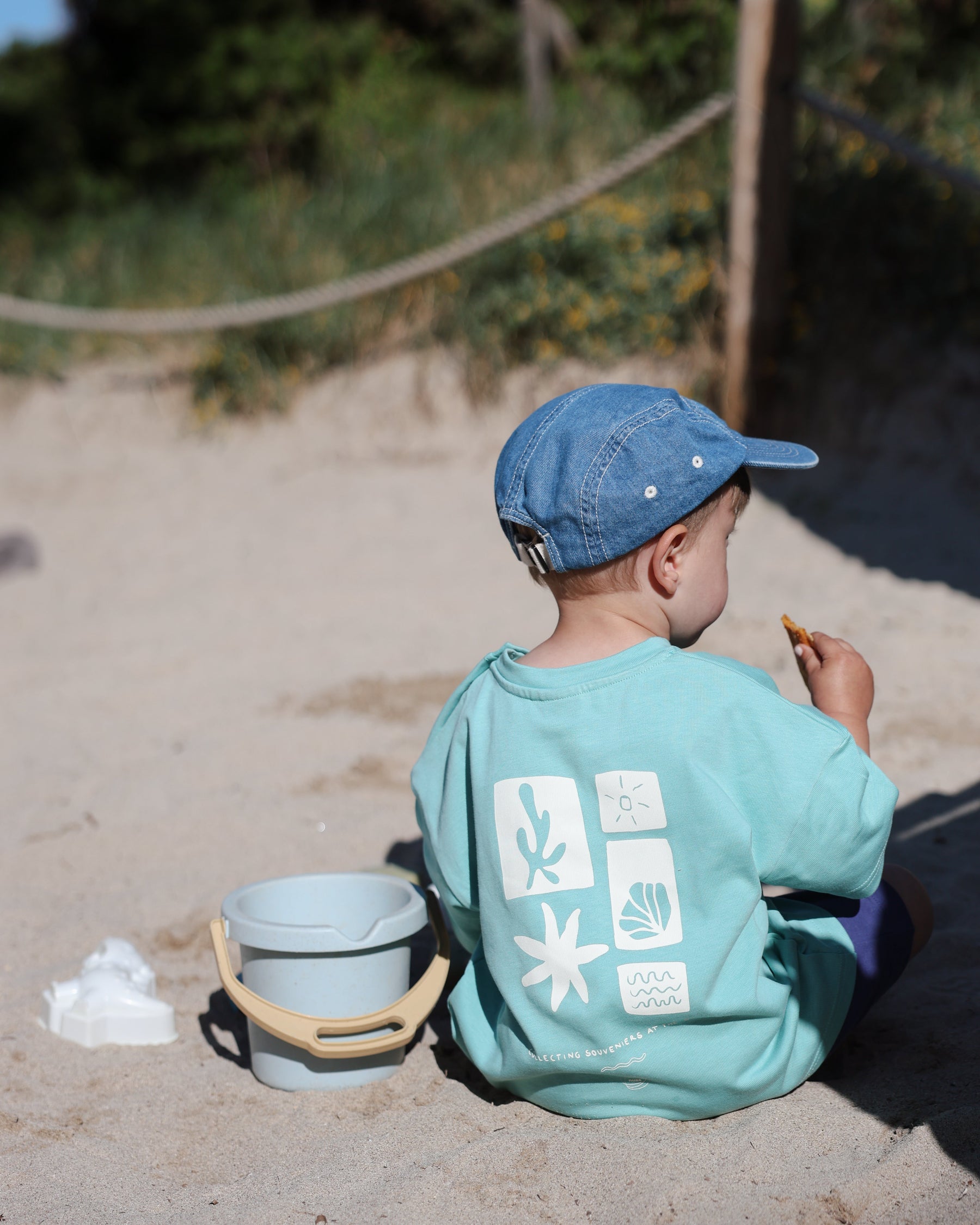 Collecting Beach Souveniers Oversized T-Shirt Ocean Green