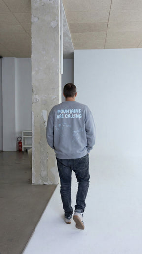 Dad Mountains are Calling Sweater Frost Grey