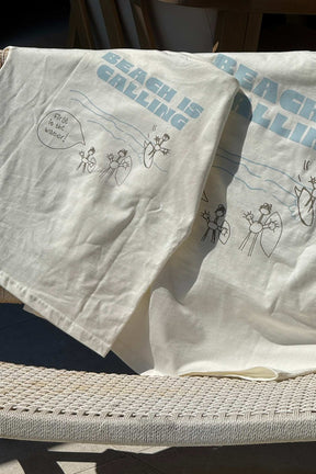 Kids Beach Is Calling T-Shirt Soft White