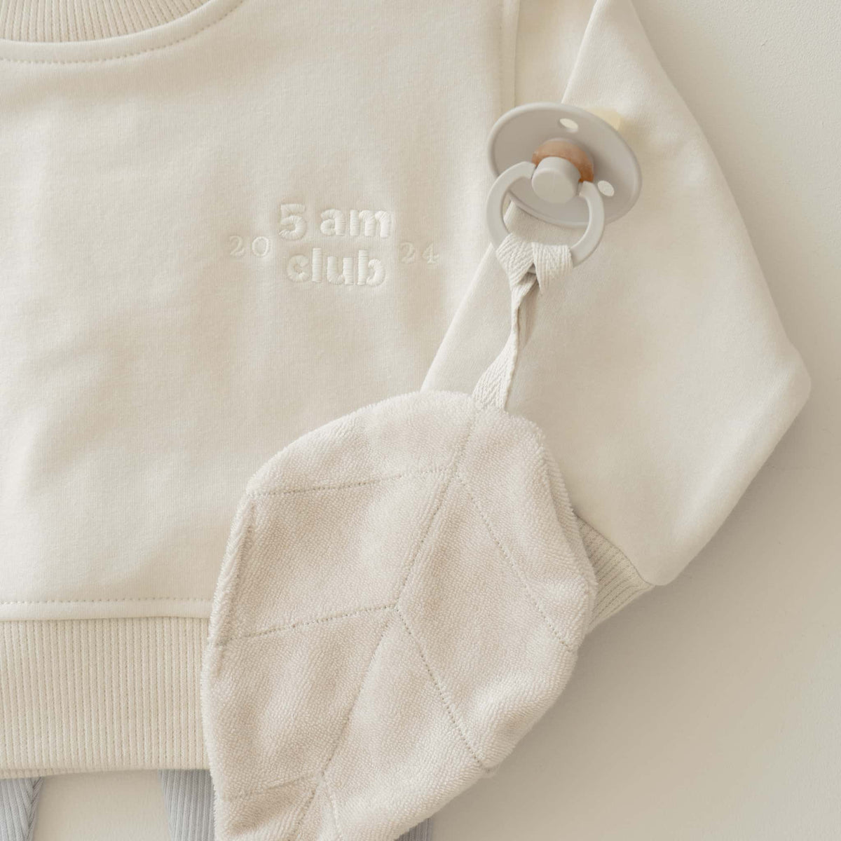 5 am Club Est. 2024 Sweater Oat
