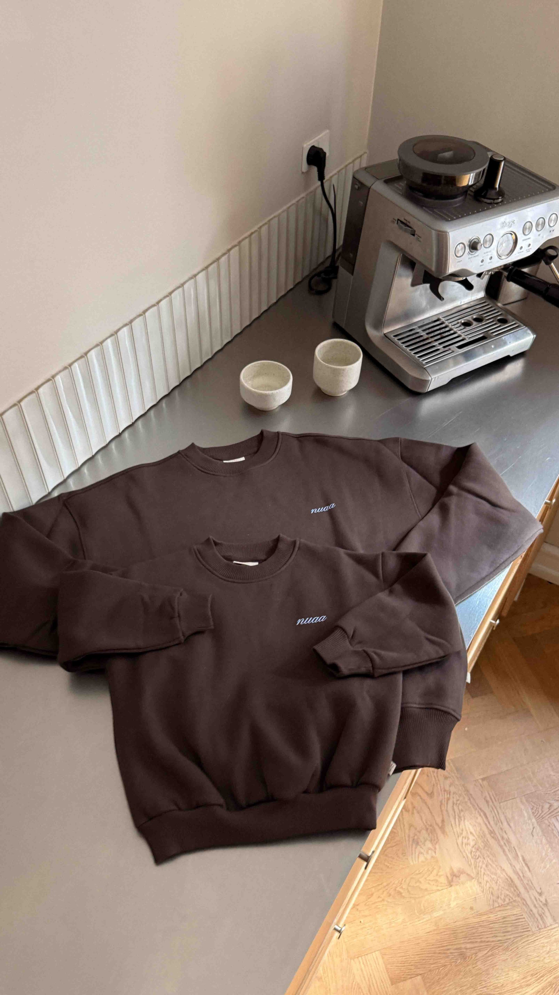 Men Hugs & Coffee Sweater Chocolate Brown