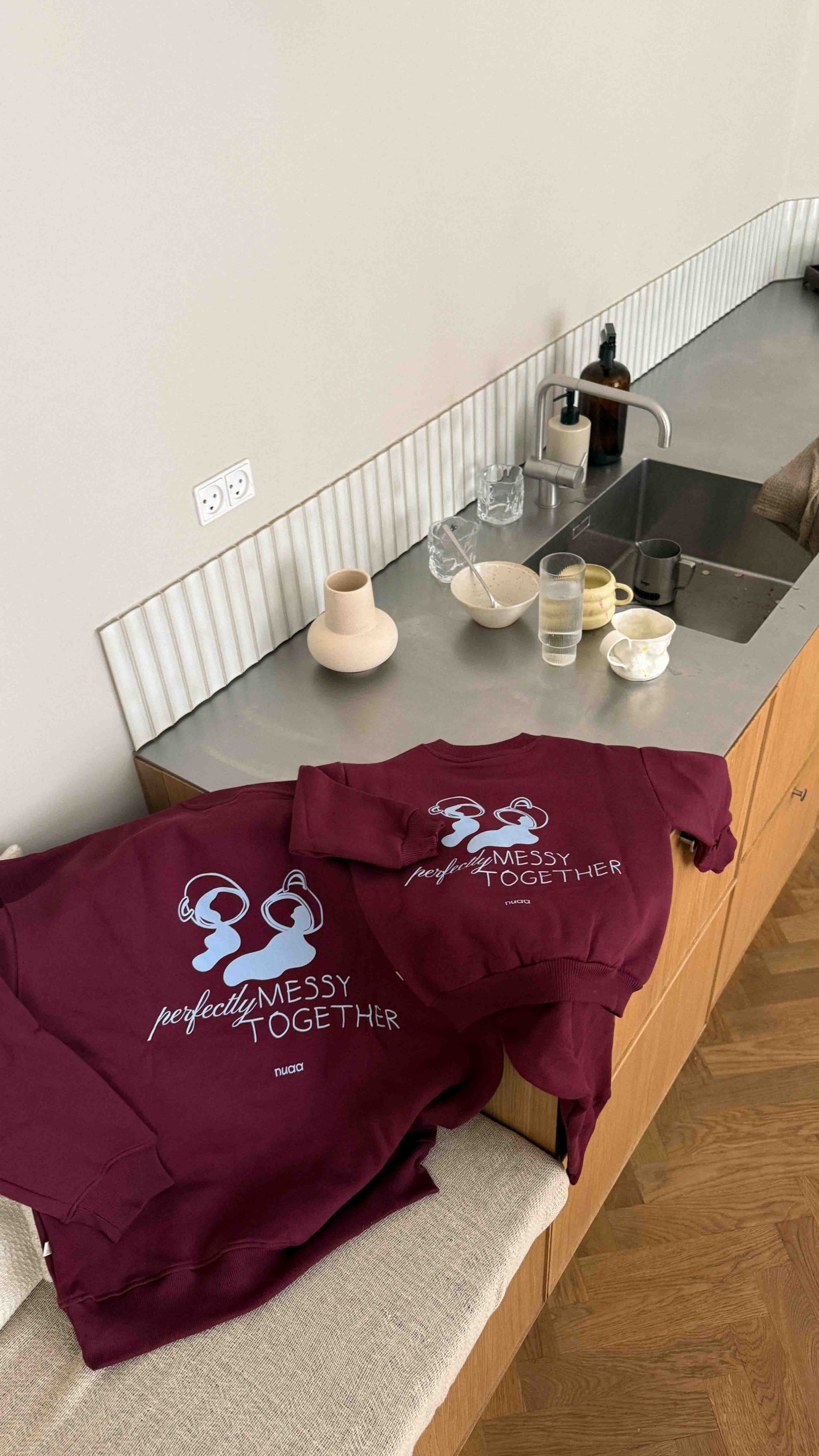Perfectly Messy Sweater in Burgundy im Partnerlook – nuaa, Ansicht 2