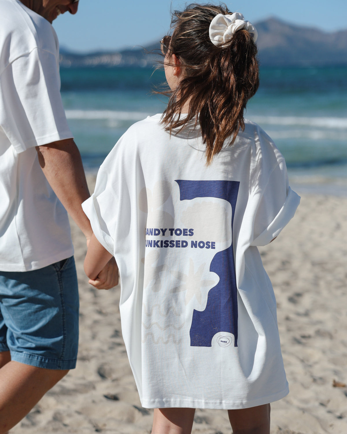 Mom Sandy Toes T-Shirt Soft White