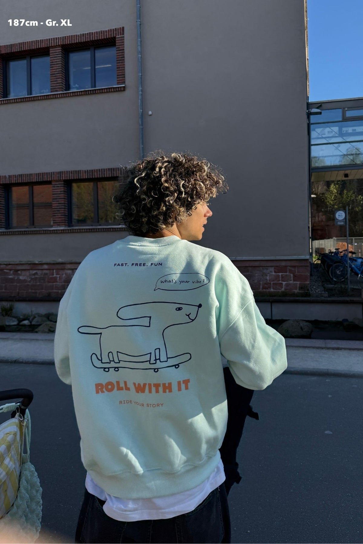 Men Roll with it Sweater Soft Aqua